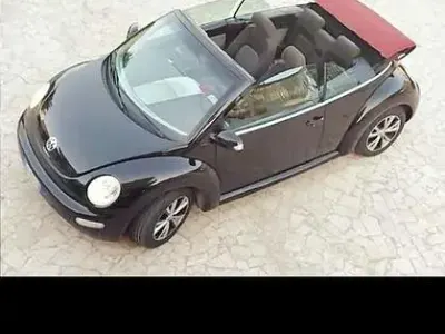 Usata VW New Beetle 102 CV (75 kW) 2003 Nero Utilitaria