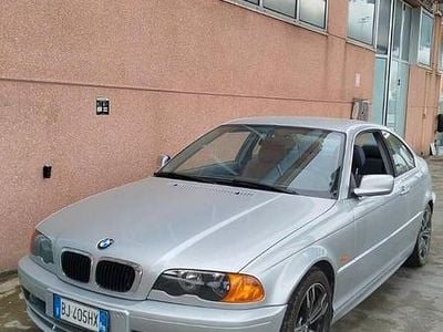 Begagnad BMW 2000 150 HK (110 kW) 2000 Sedan