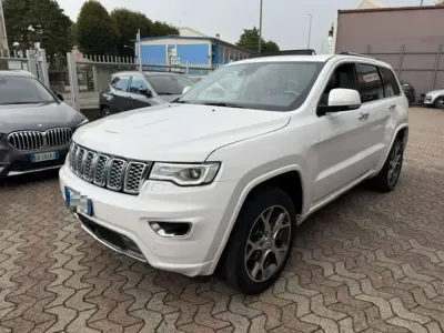 Usata Jeep Grand Cherokee Overland 250 CV (183 kW) 2019 Bianco SUV