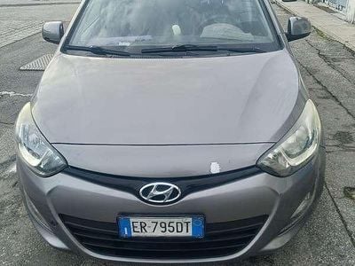 Usata Hyundai i20 Comfort 114 CV (83 kW) 2013 Berlina