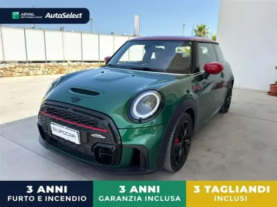 Usata Mini John Cooper Works 231 CV (169 kW) 2023 Verde / green Utilitaria