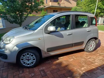 Usata Fiat Panda Lounge 69 CV (50 kW) 2013 Grigio Utilitaria