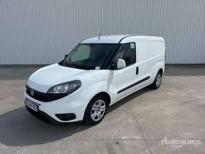 Usata Fiat Doblò 84 CV (61 kW) 2021 Bianco Monovolume