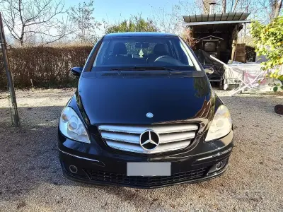 Usata Mercedes B180