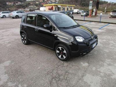 Usata Fiat Panda Cross Cross 69 CV (50 kW) 2023 Nero Utilitaria