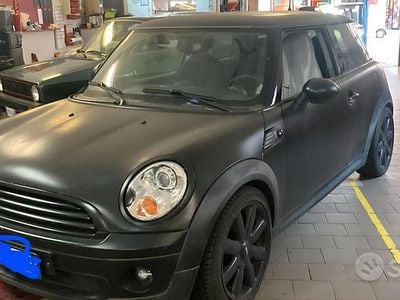 Usata Mini Cooper 120 CV (88 kW) 2007 Nero Utilitaria