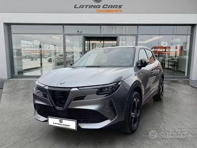 Usata Alfa Romeo Junior Edizione Speciale 145 CV (106 kW) 2025 Grigio SUV