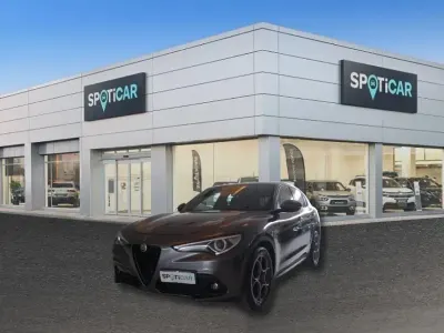 Usata Alfa Romeo Stelvio Sprint 160 CV (117 kW) 2022 Nero SUV