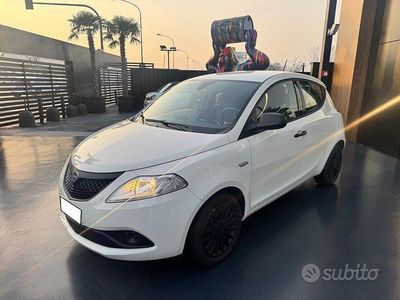 Bianco pastello Usata 2020 Lancia Ypsilon Silver Utilitaria | 8990 € (Ottimo prezzo)