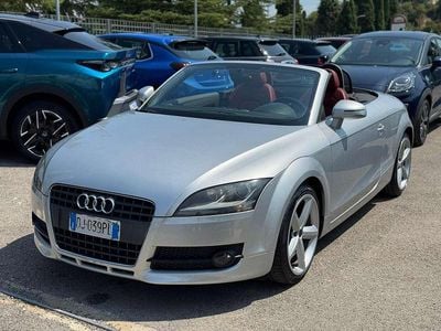 Usata Audi TT Roadster Ambiente 200 CV (147 kW) 2007 Argento Cabrio
