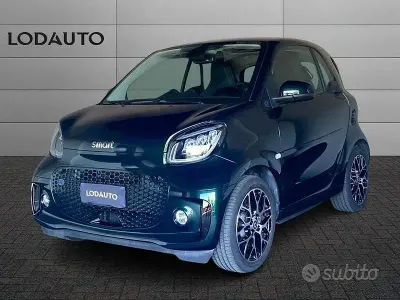 Usata Smart ForTwo Electric Drive Prime 41 kW (56 CV) 2022 Verde Berlina