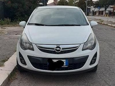 Usata Opel Corsa 95 CV (69 kW) 2013 Bianco Utilitaria