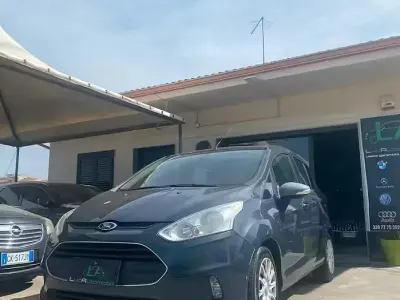 Usata Ford B-MAX Titanium 100 CV (73 kW) 2014 Nero Monovolume