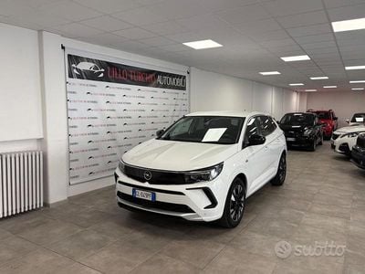 Usata Opel Grandland X Business Elegance 131 CV (96 kW) 2022 Bianco SUV