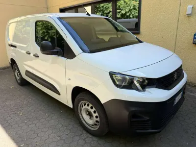Usata Peugeot Partner 99 CV (72 kW) 2021 Bianco Monovolume