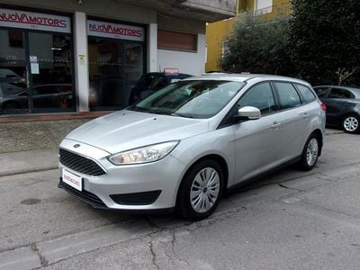 Usata Ford Focus 95 CV (69 kW) 2018 Argento Station wagon