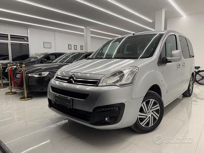 Usata Citroën Berlingo Feel 100 CV (73 kW) 2017 Grigio Monovolume