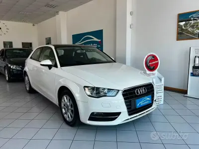 Usata Audi A3 105 CV (77 kW) 2013 Bianco Berlina