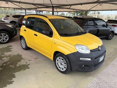 Usata Fiat Panda Easy 80 CV (58 kW) 2017 Giallo Furgone