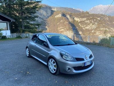 Usata Renault Clio II R.S. 197 CV (144 kW) 2009 Grigio Berlina