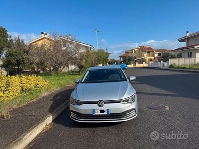 Usata VW Golf VII Life 150 CV (110 kW) 2021 Utilitaria