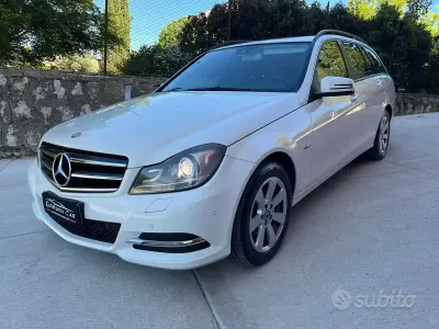 Usata Mercedes C200 Avantgarde 136 CV (100 kW) 2011 Bianco Station wagon