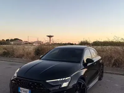 Usata Audi RS3 Sportback Ambiente 400 CV (294 kW) 2023 Nero Utilitaria