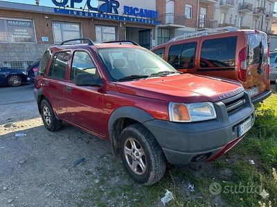 Second-hand Land Rover Freelander 120 CP (88 kW) 1998 Roșu SUV