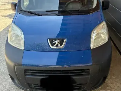 Usata Peugeot Bipper Family 75 CV (55 kW) 2013 Blu Monovolume