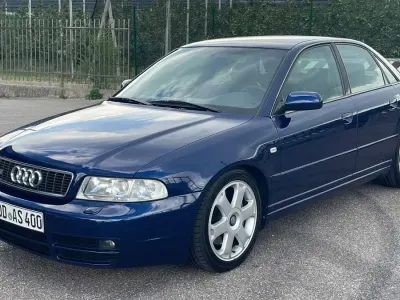 Usata Audi S4 Ambiente 264 CV (194 kW) 2000 Blu/azzurro Berlina