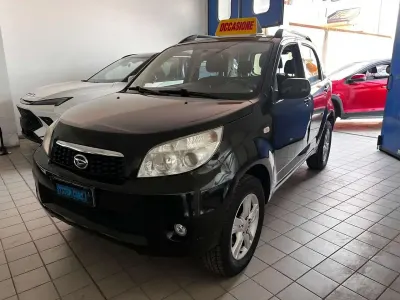 Usata Daihatsu Terios 102 CV (75 kW) 2012 Nero SUV