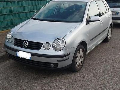 Usata VW Polo Comfortline 75 CV (55 kW) 2003 Grigio Berlina