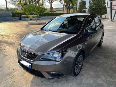 Usata Seat Ibiza CONNECT 75 CV (55 kW) 2015 Grigio Berlina