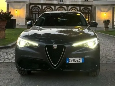 Usata Alfa Romeo Stelvio Executive 201 CV (147 kW) 2020 Grigio SUV