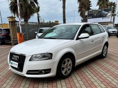 Usata Audi A3 Ambiente 90 CV (66 kW) 2012 Bianco Utilitaria