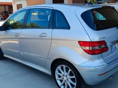 Usata Mercedes B180