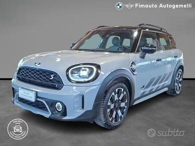 Begagnad Mini Cooper Countryman 125 HK (91 kW) 2022 Grå SUV