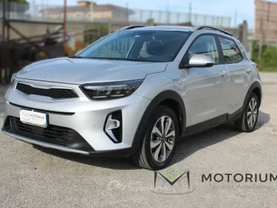 Occasion Kia Stonic Urban 82 ch (60 kW) 2023 Rouge SUV