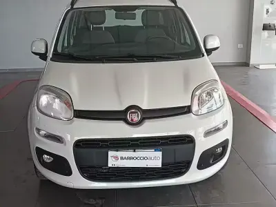Usata Fiat Panda Lounge 69 CV (50 kW) 2019 Bianco Utilitaria
