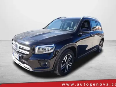 Usata Mercedes GLB200 Business 150 CV (110 kW) 2021 Nero SUV