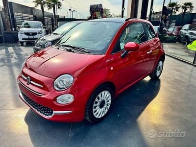 Usata Fiat 500 Dolcevita 70 CV (51 kW) 2023 Rosso metallizzato Utilitaria