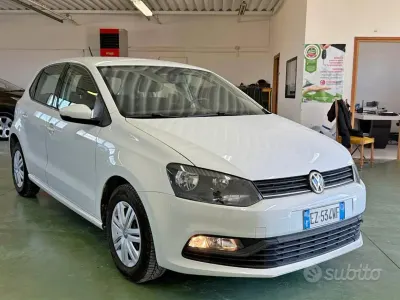 Usata VW Polo Trendline 75 CV (55 kW) 2015 Bianco Berlina