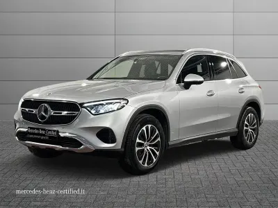 Usata Mercedes GLC220 Advanced Plus 197 CV (144 kW) 2025 Grigio chiaro metallizzato SUV