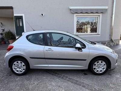 Usata Peugeot 207 73 CV (53 kW) 2010 Grigio Berlina