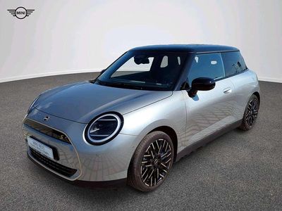 Usata Mini Cooper SE Favoured 160 kW (218 CV) 2025 Grigio Utilitaria