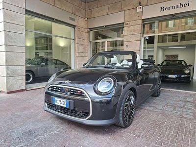 Nuova Mini Cooper S Cabriolet Favoured 204 CV (150 kW) 2026 Nero Cabrio