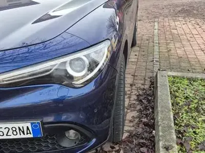Usata Alfa Romeo Stelvio Super 209 CV (153 kW) 2019 SUV