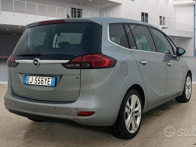 Usata Opel Zafira 131 CV (96 kW) 2011 Grigio Monovolume