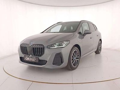 Skyscraper grey metallic Nuova 2026 BMW 225 Active Tourer Monovolume | 43.900 € (Molto cara)
