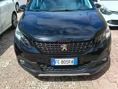 Używany Peugeot 2008 GT-line 99 KM (72 kW) 2016 Czarny SUV